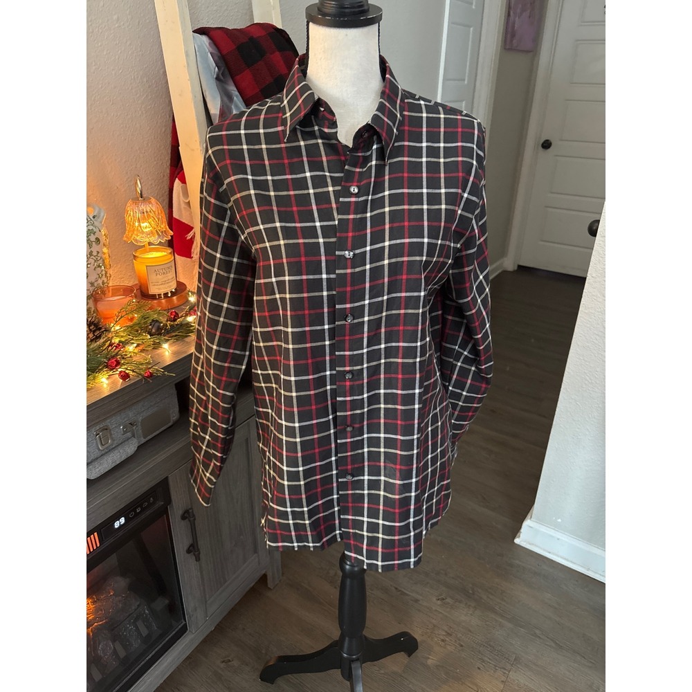 Foxcroft women's size 10 red black plaid button up shirt